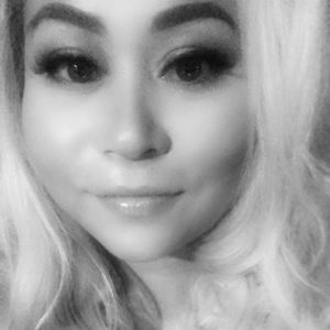 Meet your Posher, Jeanne-renee